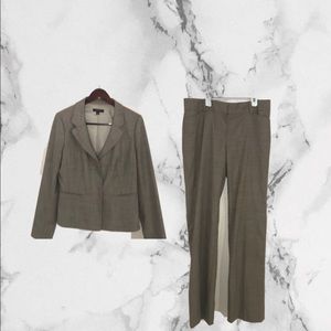 Womens Ann Taylor Tall Suit Set